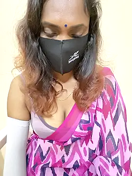 Snapshot of Queen-dhivya chatting on November 2025 11:48:01 PM Queen-dhivya online show from November 2025 11:48:01 PM