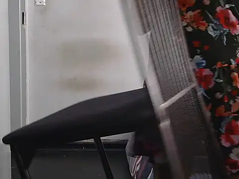 Snapshot of Bigpussyjuicylips chatting on November 2025 06:03:02 AM Bigpussyjuicylips online show from November 2025 06:03:02 AM