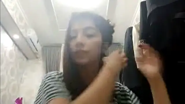 Snapshot of Sofiagreetings chatting on November 2025 02:18:01 PM Sofiagreetings online show from November 2025 02:18:01 PM