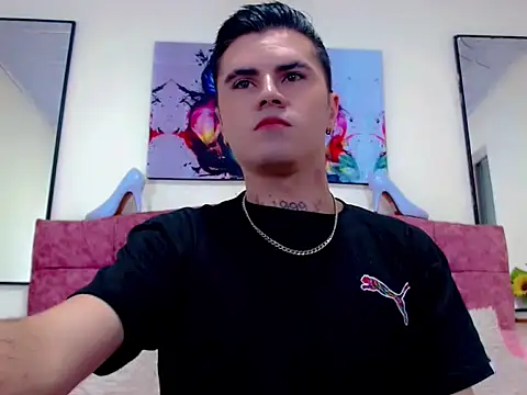 Snapshot of Sebastian_Loaiza chatting on November 2025 09:37:02 PM Sebastian Loaiza online show from November 2025 09:37:02 PM