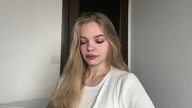 SweetAmelia69 online show from November 2025 05:43:01 AM