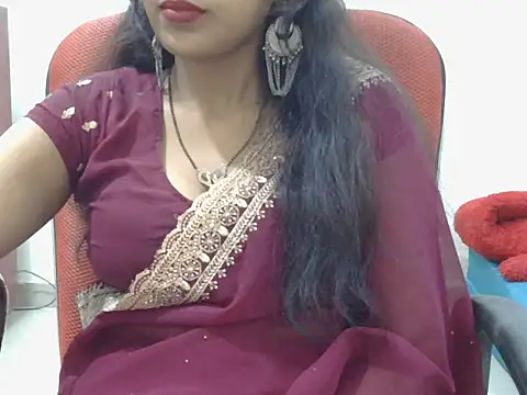 Snapshot of roja-1 chatting on November 2025 01:03:01 PM roja-1 online show from November 2025 01:03:01 PM