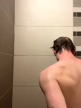 mascboyyy online show from November 2025 02:45:02 AM