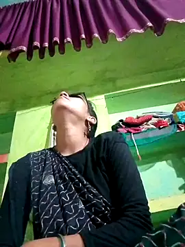 Snapshot of Sexy_monikah chatting on December 2025 08:41:02 AM Sexy monikah online show from December 2025 08:41:02 AM