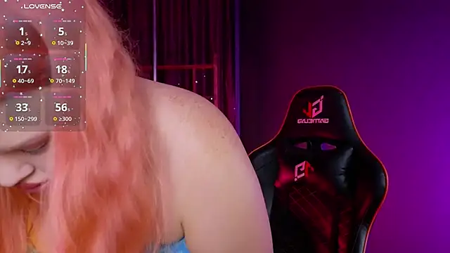 Snapshot of AriettaHeart chatting on November 2025 08:40:02 PM AriettaHeart online show from November 2025 08:40:02 PM