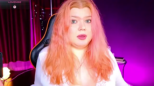 Snapshot of AriettaHeart chatting on November 2025 10:48:02 AM AriettaHeart online show from November 2025 10:48:02 AM