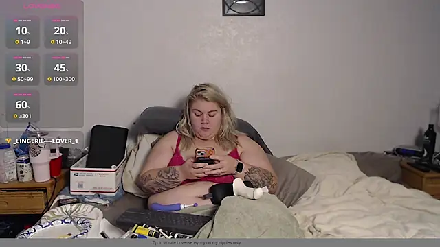 xoxostoneybabe online show from November 2025 06:45:01 AM