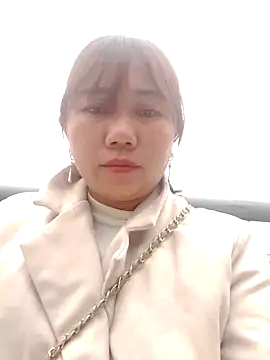 Snapshot of be-yeu chatting on November 2025 12:31:01 AM be-yeu online show from November 2025 12:31:01 AM