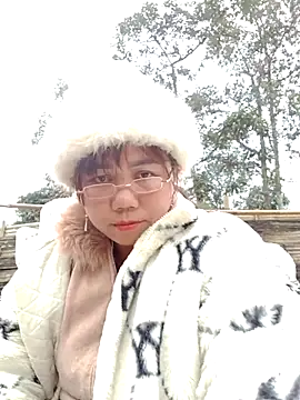 Snapshot of be-yeu chatting on December 2025 08:30:02 AM be-yeu online show from December 2025 08:30:02 AM