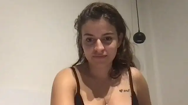 pia couple online show from November 2025 08:31:01 PM