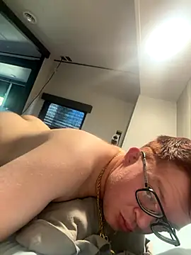 Snapshot of Mr-Red1997 chatting on November 2025 07:12:01 PM Mr-Red1997 online show from November 2025 07:12:01 PM