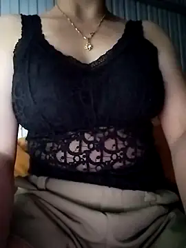 Snapshot of Niramiu chatting on November 2025 01:09:02 PM Niramiu online show from November 2025 01:09:02 PM