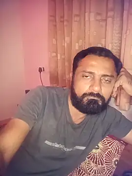 RubyEntity online show from November 2025 05:46:02 PM