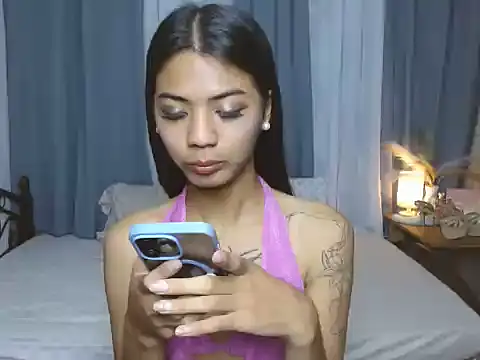 miss carawang online show from November 2025 07:19:01 AM