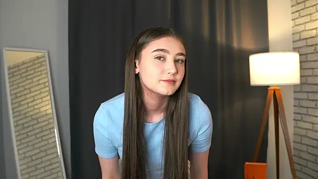 Snapshot of AriannaSemke chatting on November 2025 03:28:01 AM AriannaSemke online show from November 2025 03:28:01 AM