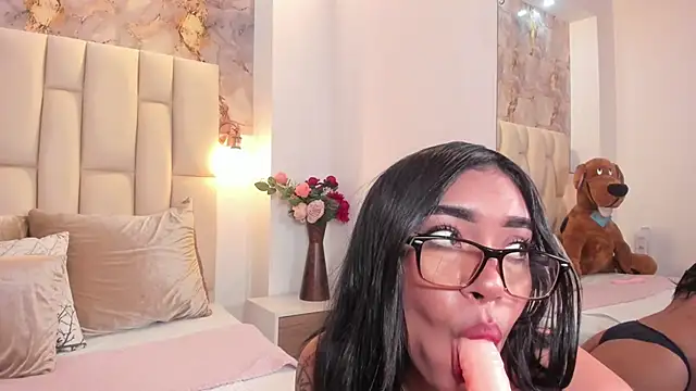 ruby monarca online show from November 2025 01:56:02 PM