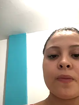 emily blaker online show from November 2025 02:01:02 AM