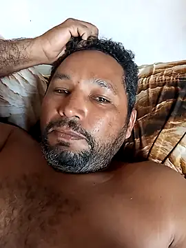 Snapshot of Cross3680 chatting on November 2025 07:10:01 PM Cross3680 online show from November 2025 07:10:01 PM