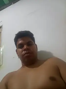 Carlitos24 A online show from November 2025 04:34:02 AM