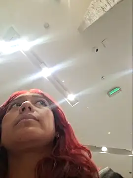 Eveelyn25xx online show from November 2025 12:33:01 AM