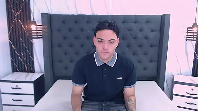 Snapshot of _lozto chatting on November 2025 01:23:02 PM lozto online show from November 2025 01:23:02 PM