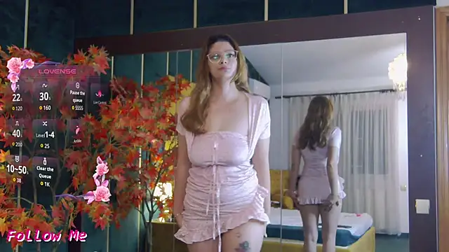 Snapshot of DiamondAlena chatting on November 2025 07:30:02 AM DiamondAlena online show from November 2025 07:30:02 AM