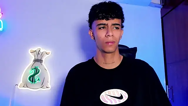 Quetzal coatl  online show from November 2025 08:42:02 PM