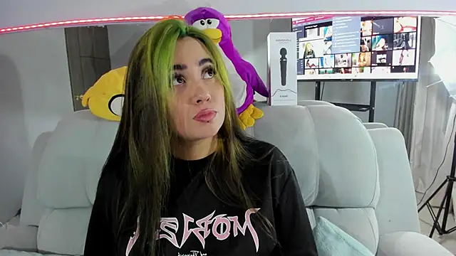 Lilith Zenith  online show from November 2025 04:45:02 AM