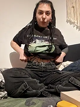 Kaushalya0905 online show from November 2025 05:35:02 PM