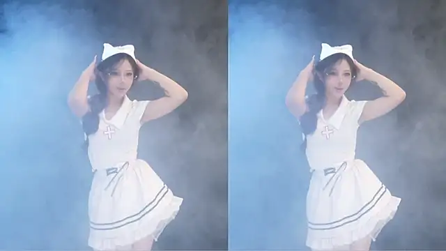 Snapshot of MHe-002 chatting on November 2025 11:10:01 AM MHe-002 online show from November 2025 11:10:01 AM