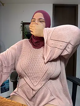 Snapshot of sweetmuslim01 chatting on September 2025 11:28:01 PM sweetmuslim01 online show from September 2025 11:28:01 PM