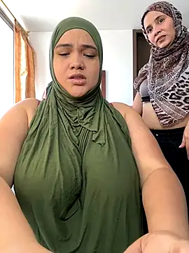 Snapshot of sweetmuslim01 chatting on September 2025 03:35:02 PM sweetmuslim01 online show from September 2025 03:35:02 PM