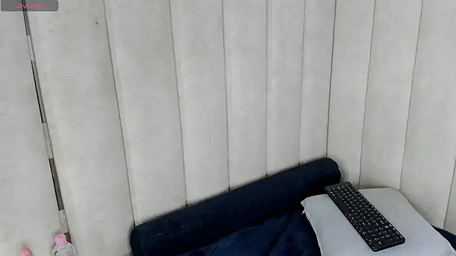 TifanyGrey online show from November 2025 09:15:02 PM