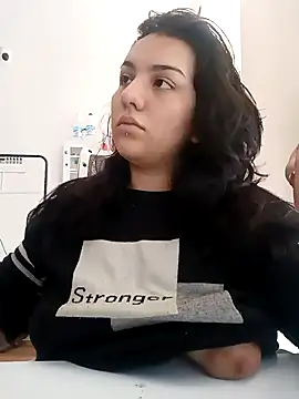 Snapshot of raven_and_jeremy chatting on November 2025 03:34:02 PM raven and jeremy online show from November 2025 03:34:02 PM