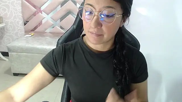 Nezuko1 Amaterasu1 ch online show from November 2025 05:46:02 PM