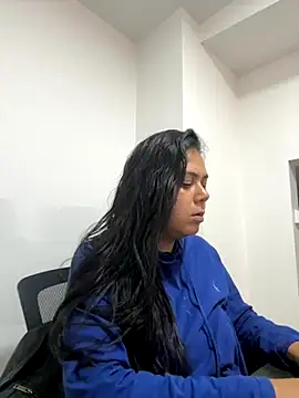 LorieFerrer online show from October 2025 02:29:01 PM