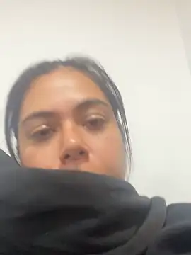 LorieFerrer online show from November 2025 03:12:01 PM