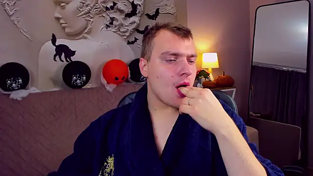 Snapshot of ArchieHolmes chatting on November 2025 04:00:01 AM ArchieHolmes online show from November 2025 04:00:01 AM