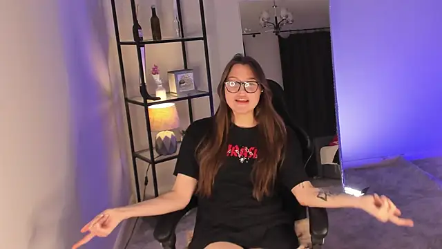 Snapshot of Anjelinaro chatting on November 2025 02:39:02 PM Anjelinaro online show from November 2025 02:39:02 PM