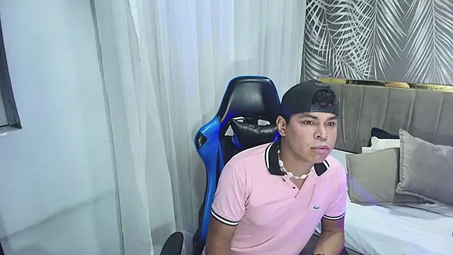 latingentx vc online show from November 2025 11:54:01 AM