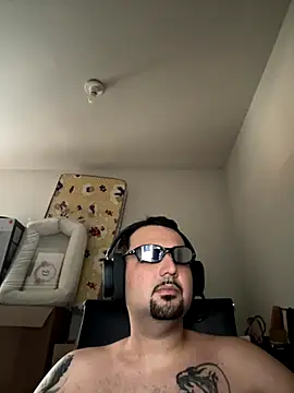 fellipeprina online show from November 2025 04:40:02 PM