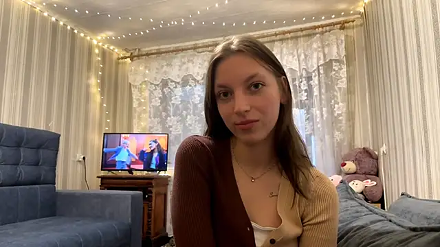 CarliBatas online show from November 2025 12:49:02 PM