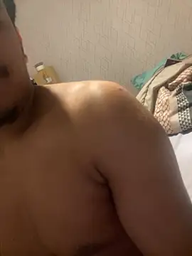 boysweetyboy online show from November 2025 02:12:01 AM