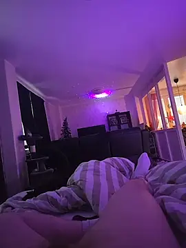 naughtyswecouple online show from November 2025 01:33:01 PM