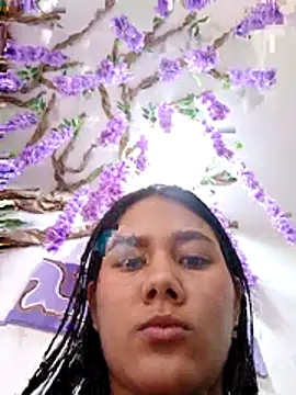 Snapshot of burbuja360 chatting on November 2025 02:15:01 PM burbuja360 online show from November 2025 02:15:01 PM