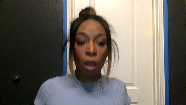 Snapshot of 0shunsquirts chatting on December 2025 10:15:02 PM 0shunsquirts online show from December 2025 10:15:02 PM