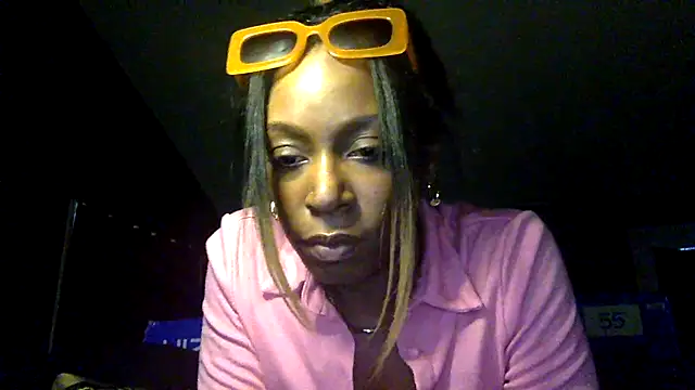 Snapshot of 0shunsquirts chatting on December 2025 12:43:01 PM 0shunsquirts online show from December 2025 12:43:01 PM