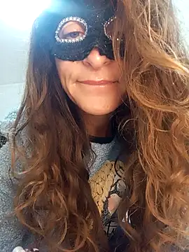 Giorgia13 online show from November 2025 05:23:02 PM