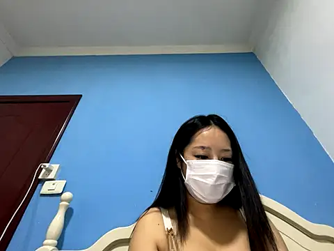 Lily-888 online show from November 2025 12:27:01 PM