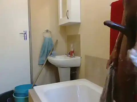 caramellon online show from November 2025 03:00:01 PM